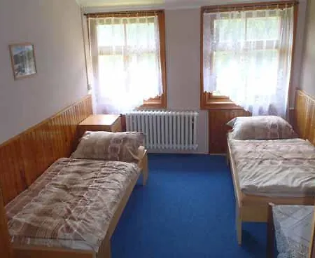 木屋 阿莫尔山区小屋酒店 *